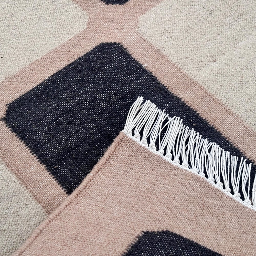 Handmade Wool Multicolor Vintage Dhurrie For Living